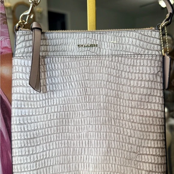 Coach Cream lizard Embossed Crossbody Bag - Picture 2 of 7